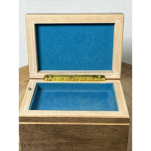 VTG 1989 San Francisco Music Box CO. Cat Kittens Music Trinket Jewelry Box NICE! - Picture 7 of 7